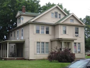 Main picture of 710 W Packard Ave