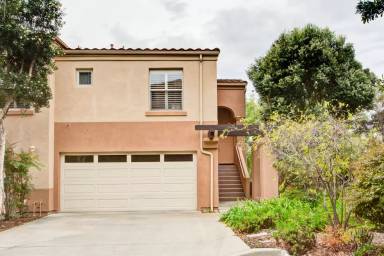 Main picture of 389 Greendale Ct