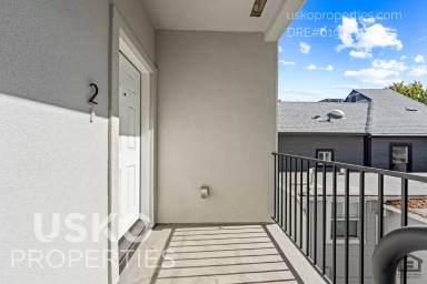 Main picture of 3125 3rd Ave