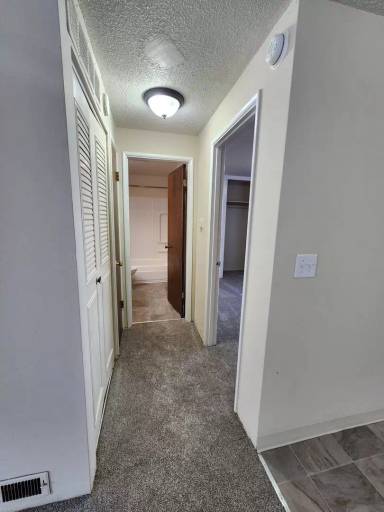 Main picture of 1245 W 7th Aly