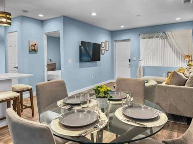 Main picture of 2027 Cass St