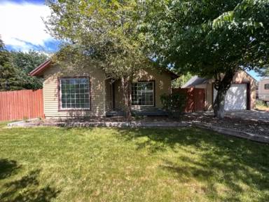 Main picture of 4022 N Christine St