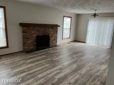 Main picture of 202 Manchester Dr