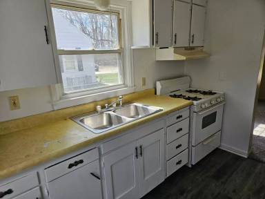 Main picture of 322 Indiana St