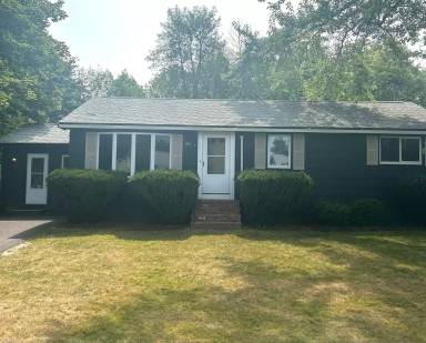 Main picture of 56 Constitution Dr