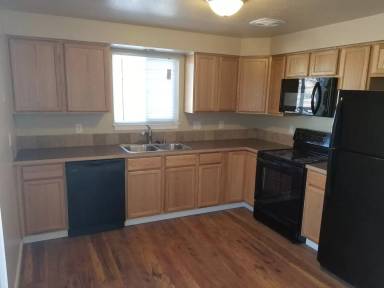 Main picture of 517 E Lacrosse Ave