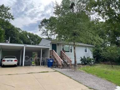 Main picture of 1934 Naismith Dr