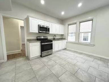 Main picture of 299 Vermont Ave