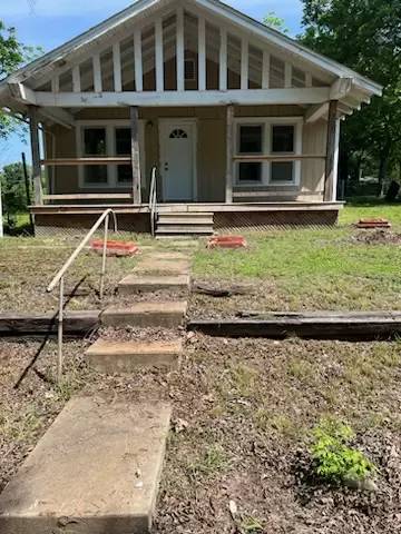 Main picture of 1306 E Moses St