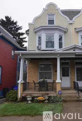 Main picture of 429 Fern Ave