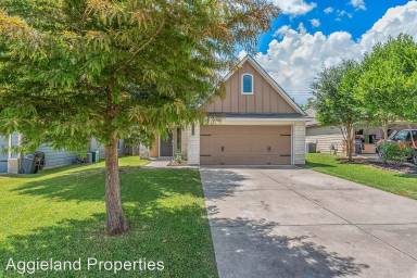 Main picture of 2734 Silver Oak Dr