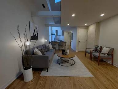 Main picture of 2017 Green St