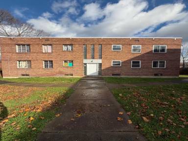 Main picture of 7 Tompkins St