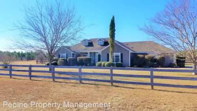 Main picture of 9640 SW 102nd Ter