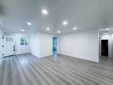 Main picture of 811 W Oliver St