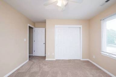 Main picture of 4501 Van Dyck Dr