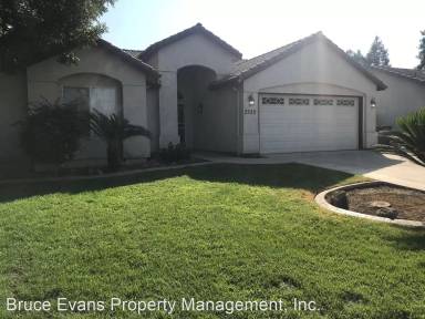 Main picture of 2335 E Oak Ave