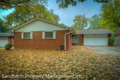 Main picture of 5212 S Columbia Ave