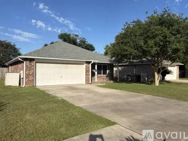 Main picture of 886 Miramar Dr