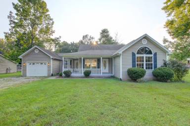 Main picture of 222 Winding Oaks