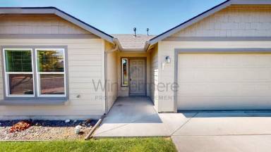 Main picture of 304 SW Homestead Ave