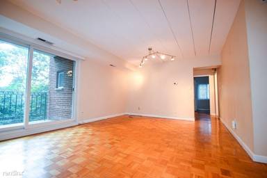 Main picture of 300 Tremont St