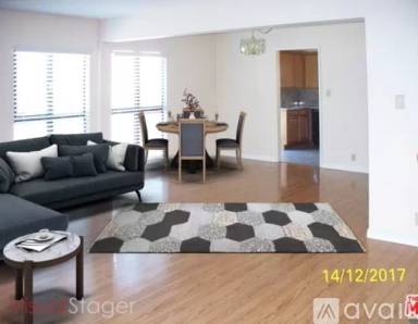 Main picture of 13412 Burbank Blvd