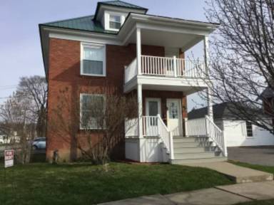 Main picture of 616 Park Ave