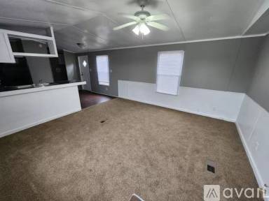 Main picture of 132 W Sourwood Dr