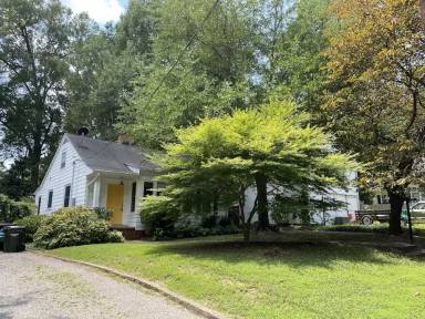 Main picture of 2123 Sprunt Ave