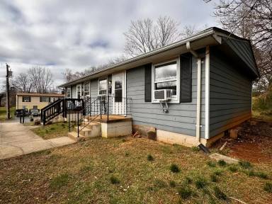 Main picture of 1502 6th St SE