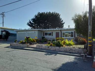 Main picture of 1892 Lincoln St