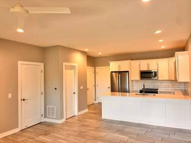 Main picture of 2324 SE Parkview Crossing Dr
