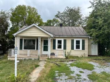 Main picture of 1832 Vinson St