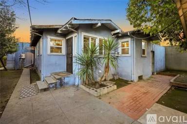 Main picture of 667 W Holt Ave