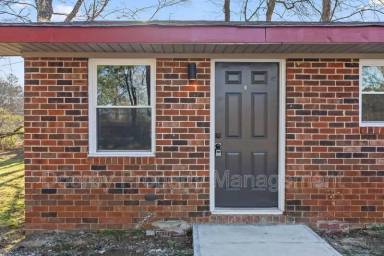 Main picture of 3142 Spring Place Rd SE