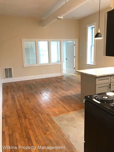 Main picture of 1025 S 5th St