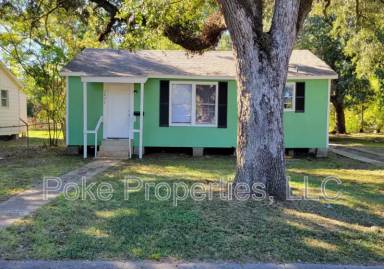 Main picture of 2426 Rose St