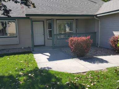 Main picture of 16823 N Waterford Way