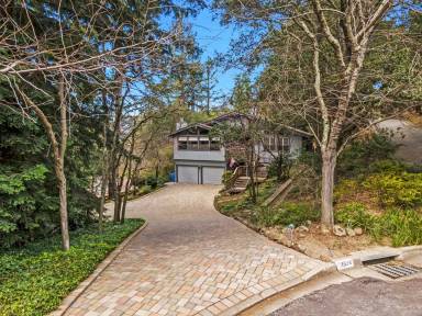 Main picture of 3934 Woodside Ct