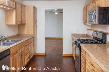 Main picture of 1851 N Birdsell Dr