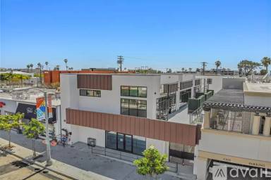 Main picture of 7846 Herschel Ave