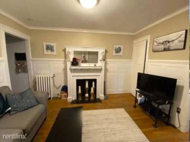 Main picture of 448 Park Dr