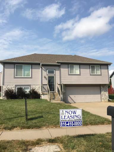 Main picture of 9300 NE 115th Ter