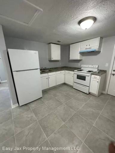 Main picture of 2136 4th Ave