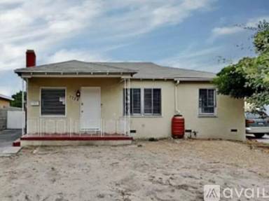 Main picture of 7738 Elmer Ave