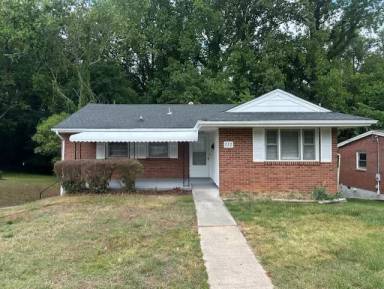 Main picture of 232 Arnett Blvd