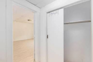 Main picture of 101 N Maple St