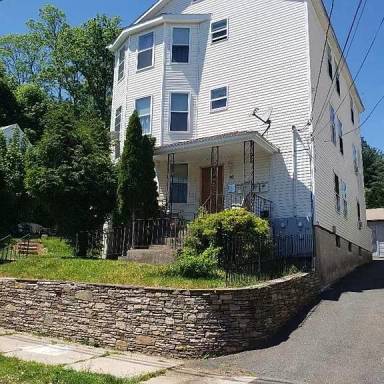 Main picture of 95 Lyman St