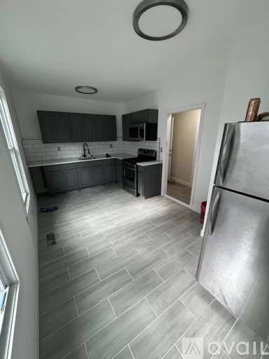 Main picture of 413 Ridgefield Ave